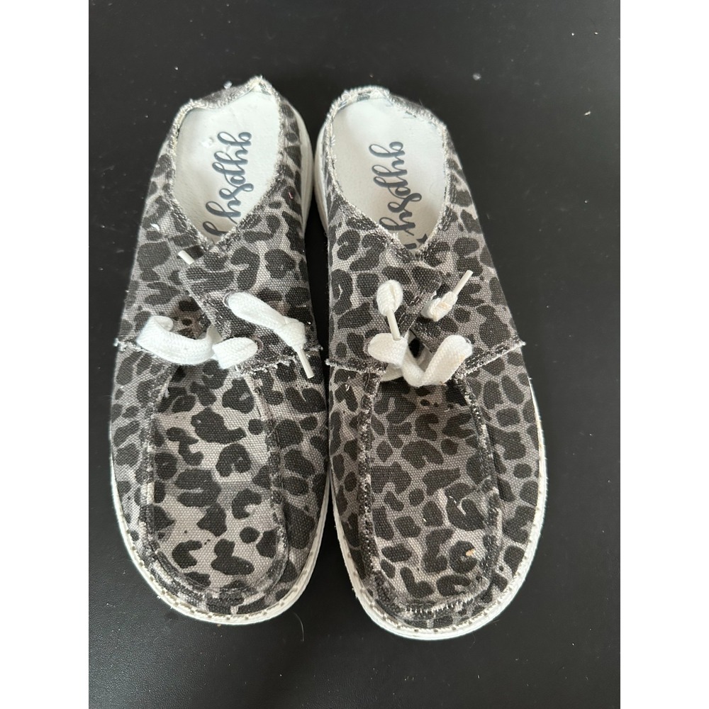 Gypsy Jazz Grey Leopard Slip on Clogs in 6.5 NWOB